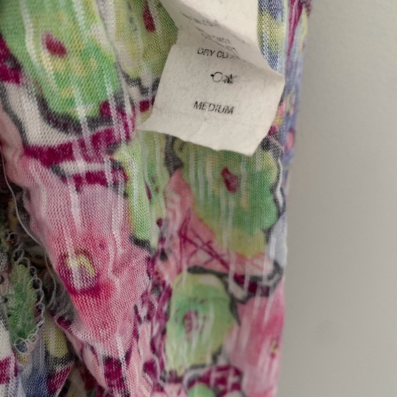 LUSH PURPLE LACE/ BRIGHT FLORAL SLEEVELESS TOP SM - Picture 6 of 7